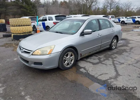 2006 Honda Accord 2.4 Se from USA, damaged, VIN 1HGCM56366A036294